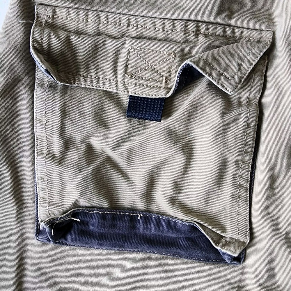 Men's Cargo Shorts in Khaki - Picture 11 of 12